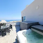 Prestigious & Modern Seaview Penthouse With Private Jacuzzi Apartamento *