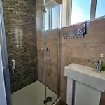 Apartamento Prestigious & Modern Seaview Penthouse With Private Jacuzzi