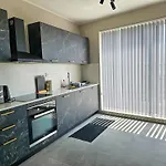 Prestigious & Modern Seaview Penthouse With Private Jacuzzi *