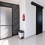 Prestigious & Modern Seaview Penthouse With Private Jacuzzi Apartamento *