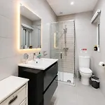 Apartamento Prestigious & Modern Seaview Penthouse With Private Jacuzzi Marsaskala