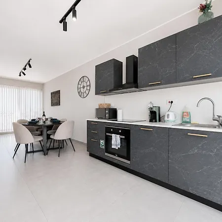 Apartamento Prestigious & Modern Seaview Penthouse With Private Jacuzzi *