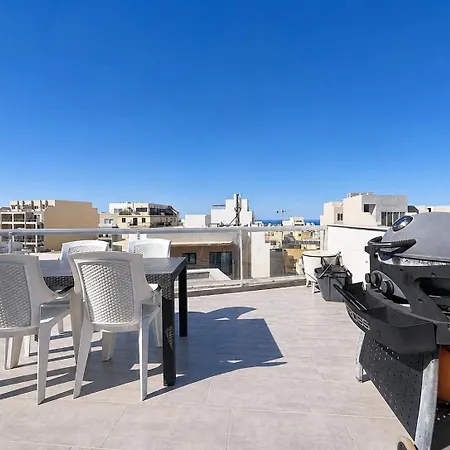 Prestigious & Modern Seaview Penthouse With Private Jacuzzi Apartment Marsaskala
