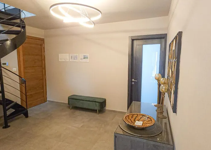 Apartment Prestigious & Modern Seaview Penthouse With Private Jacuzzi Marsaskala